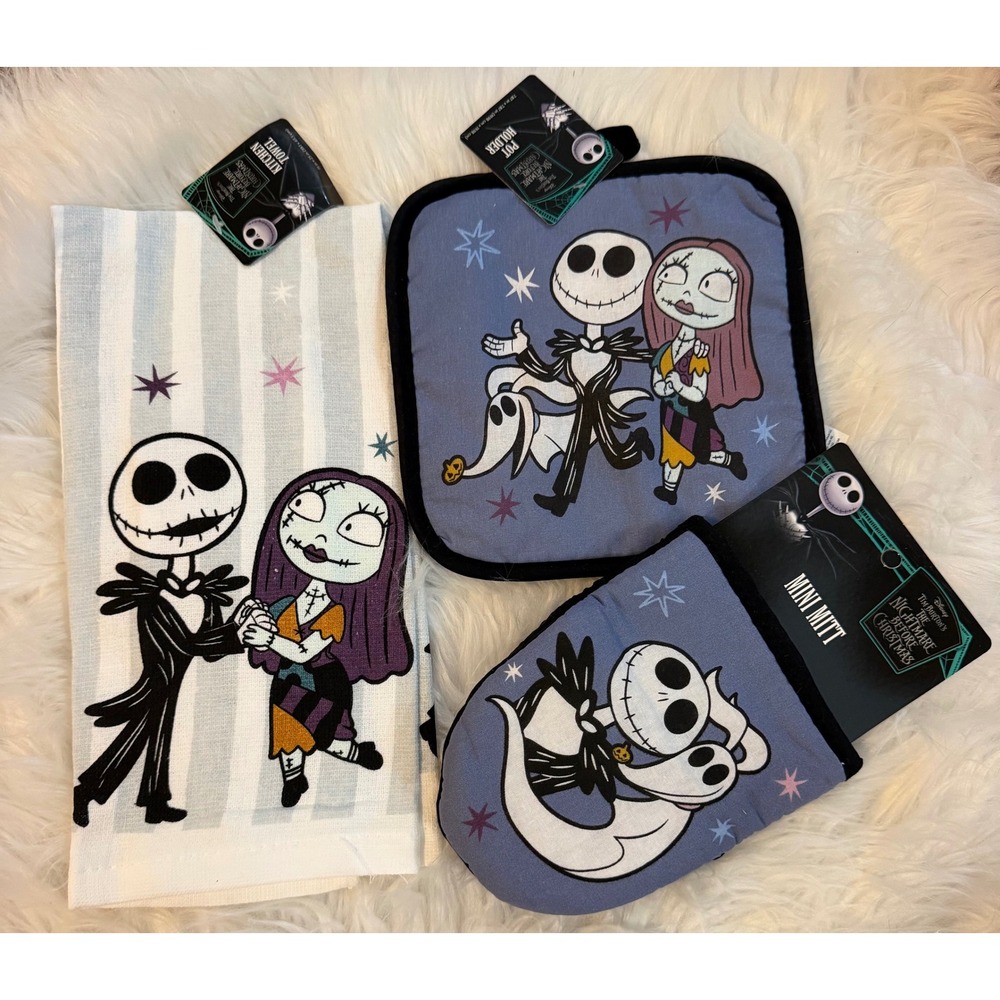 Disney Nightmare Before Christmas Jack Sally Kitchen Towel Pot Holder Mitt Set